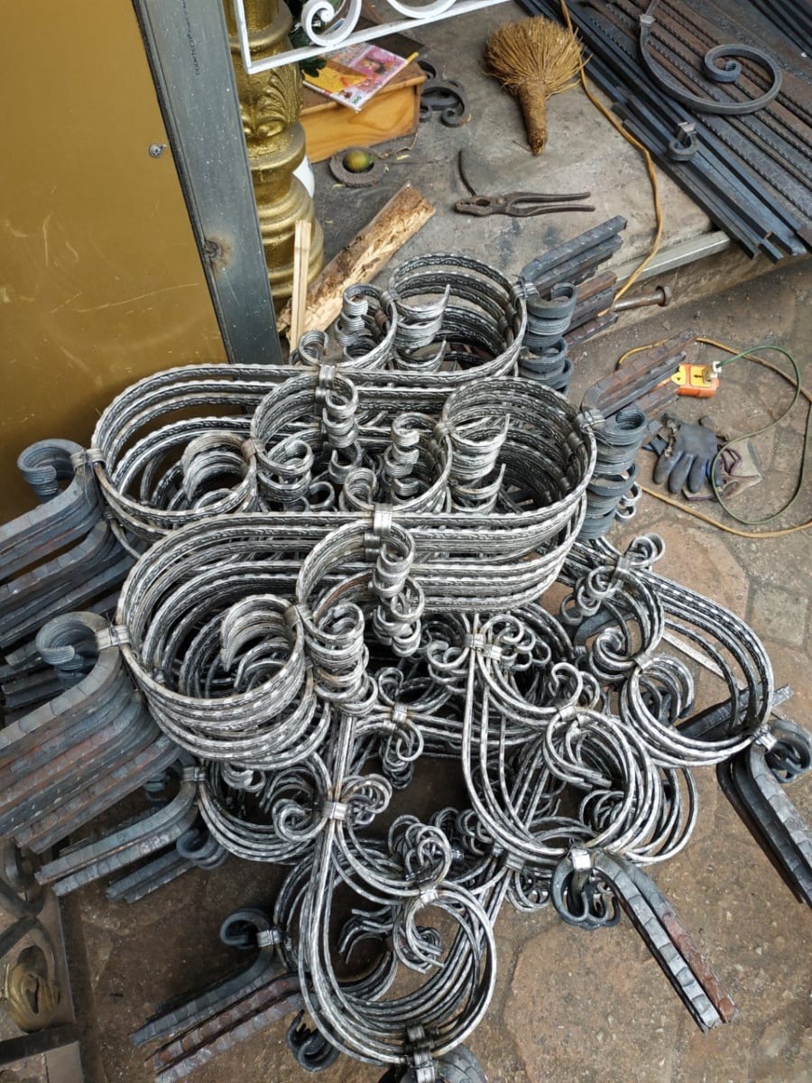 Hoa Văn Sắt Cán Mỹ Thuật